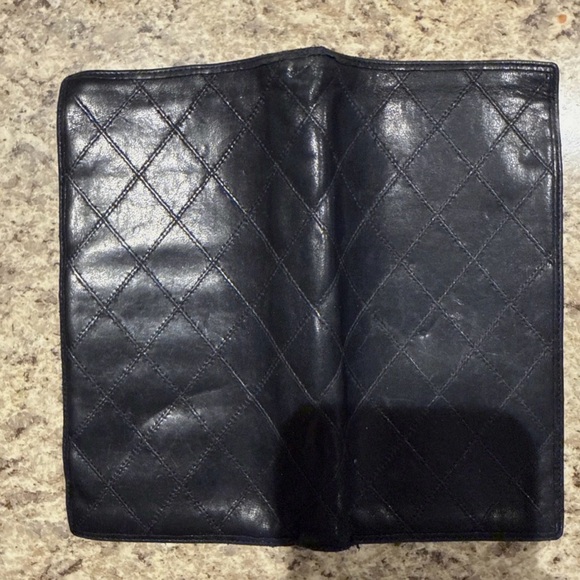 Chanel Black Leather Diamond Stitch Long Bifold Wallet - Authentic - Picture 4 of 11